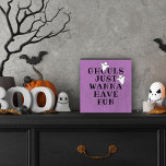 Signe En Bois Ghouls veut juste s'amuser Halloween violet<br><div class="desc">Ce joli décor d'art d'Halloween en bois personnalisé et effrayant présente la citation "Ghouls veut juste s'amuser". Le texte noir élégant et la couleur violet clair de l'arrière - plan (les couleurs peuvent être customisées) avec deux petits fantômes.</div>