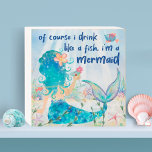 Signe En Bois Mer de Mermaid | Boire Comme Un Cocktail De Plage<br><div class="desc">Le panneau en bois rustique sur le thème de la mer, blanc, est orné d'une sirène d'aquarelle qui s'égrène dans l'océan avec quelques amis de poissons, profitant des vues sur la barrière de corail et d'une boisson tropicale accompagnée d'une légende "Bien sûr que je bois comme un poisson, je suis...</div>