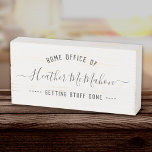 Signe En Bois Nom personnalisé Rustic Farmhouse Chic Home Office<br><div class="desc">Motivant et personnel,  ce panneau de boîte en bois de bureau de nom personnalisé est très mignon dans son style rustique tendance ferme design. Personnalisez et faites-le vous-même avec un message personnalisé sous le nom!</div>