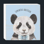 Signe En Bois Panda Aquarelle Moderne Avec Nom Et Bleu Pastel<br><div class="desc">Panda Aquarelle Moderne Avec Nom Et Bleu Pastel</div>