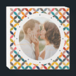 Signe En Bois Photo Custom Colorful Personalized<br><div class="desc">Photo personnalisée Boîte personnalisée colorée moderne avec un motif géométrique moderne coloré avec votre photo préférée au centre. CONSEIL PHOTO : centre votre photo avant de la télécharger sur Zazzle. Conçu par Evco Studio www.zazzle.com/store/evcostudio</div>