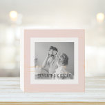 Signe En Bois Photo Famille Moderne Pastel Rose Simple Cadeau<br><div class="desc">Photo Famille Moderne Pastel Rose Simple Cadeau</div>