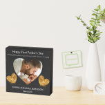 Signe En Bois Première Fête des pères Personnalisé Coeur Photo P<br><div class="desc">Beau souvenir pour le nouveau père de se souvenir de sa première fête des pères avec son petit bébé.</div>
