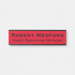 Signes rouges modernes accrochant la porte Plaque 