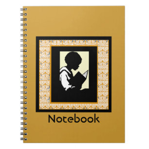 Silhouette de garçon lisant le livre vide