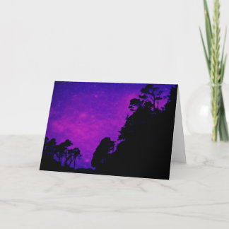 silhouettes d'arbre cool sur ciel violet Carte d'a