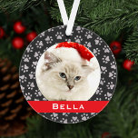 Silver Pet Paw Prints Rouges Custom Cat Photo<br><div class="desc">This elegant custom holiday ornament can be personalized with a cute photo of your pet cat (or dog) and their first name. Includes a soft background color with a red monogram stripe and silver paw print pattern. Makes a unique Christmas vend pour les lovers ou pour les celebrate kitty's first...</div>