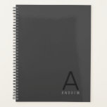 Simple Classique Moderne Nom Personnalisé Guys Gre<br><div class="desc">Monogramme masculin classique et sobre moderne, nom initial et personnalisé imprimé sur la couverture d'un planificateur gris foncé dans une police minimale classique sans-serif pour un calendrier quotidien simple, professionnel et moderne pour vous aider à vous organiser et garder trace de votre emploi du temps pour le travail, l'école, la...</div>