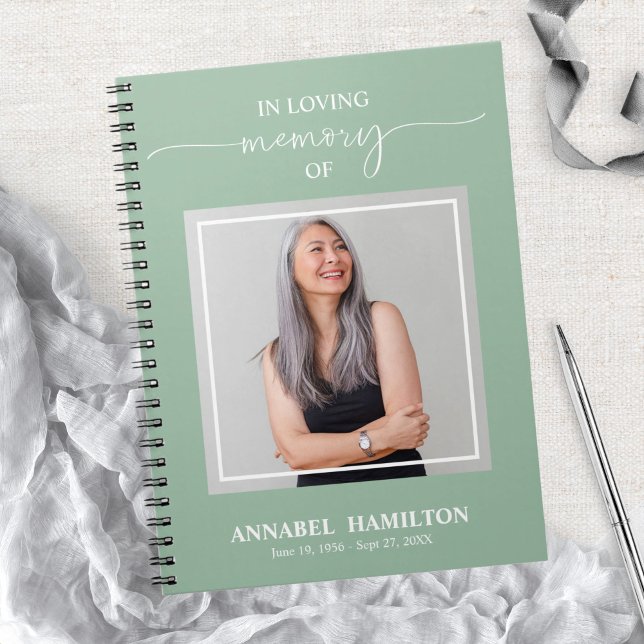 Simple Elegant Memorial Funeral Photo Livre d'invi (Créateur téléchargé)