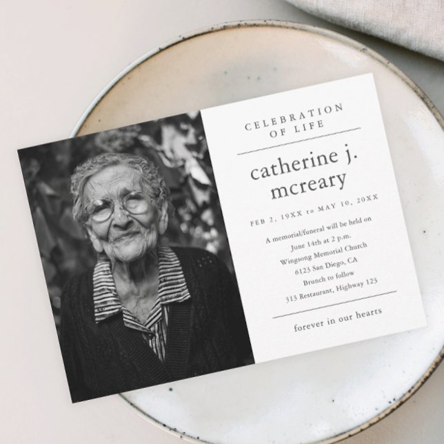 Simple faire-part de funérailles avec photo et typ (Simple typography photo memorial celebration of life invitation.)