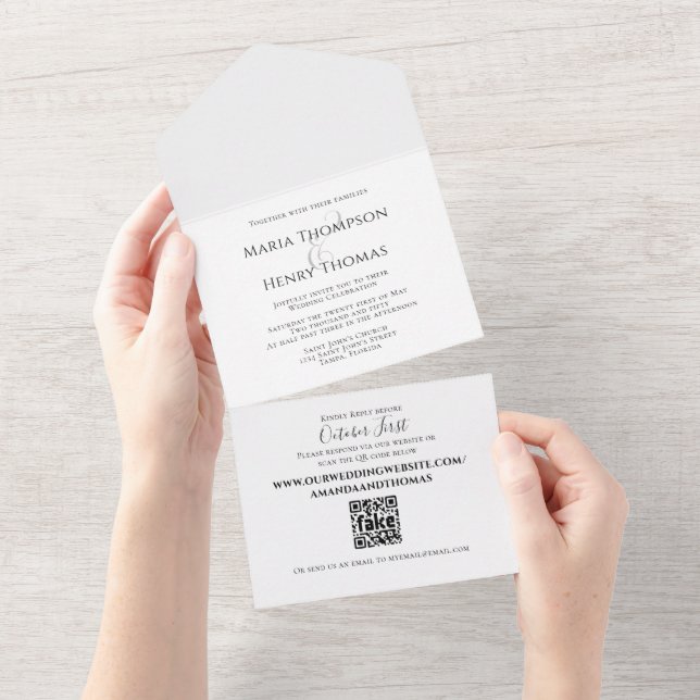 Simple minimaliste en noir Modèle de code QR (Déchirure)