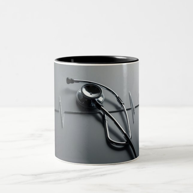 Sips de coeur : Mug de stéthoscope pour les infirm (Centre)