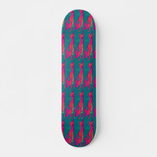 sirènes rouges sur skateboard vert
