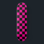 Skateboard à damiers (à damiers) Magenta Hot Pink & Black<br><div class="desc">Vous recherchez un Magenta Hot Pink et Black à damiers (à damiers) motif Skateboard? Ne cherchez plus ! Parcourez notre site Web pour trouver les planches les plus branchées qui vous feront l'envie de tous vos amis.</div>