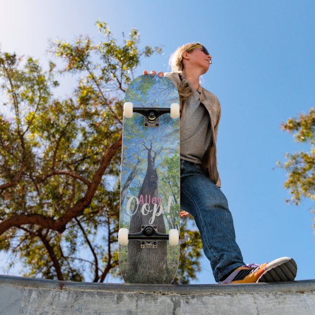 Skateboard Alley Oop ciel d'automne et feuilles (Extérieur 1)