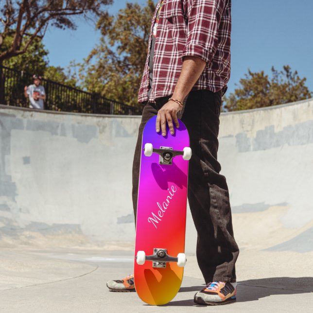 Skateboard Arc-en-ciel avec nom personnalisé Texte (Extérieur 2)