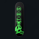 Skateboard Arme spatiale personnalisée<br><div class="desc">jouets rétro espace arme graphique skateboard deck - personnalisation avec initiales du destinataire</div>