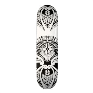 Skateboard Art polynésien et maori mélangé de tatouage