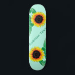 Skateboard Art Sunflower - Ajouter Votre Texte / Nom -<br><div class="desc">Art Sunflower - Ajouter votre texte / nom / année / numéro / logo / plus - Choisissez / ajoutez vos couleurs arrière - plans préférées !</div>