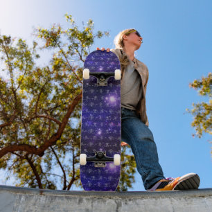 Skateboard Astronaut