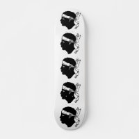 Skateboard avec drapeau de la Corse, France