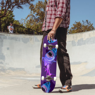 Skateboard Avec planche à roulettes Sharks