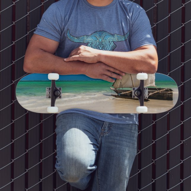 Skateboard Bateau de pêche traditionnel sur la plage (Extérieur 3)