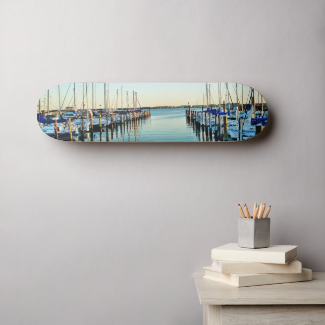 Skateboard Bateaux à la marina par Shirley Taylor (Art mural (Horz))