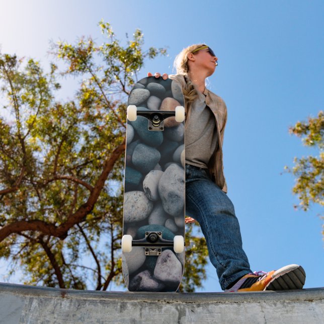 Skateboard beaucoup de belle pierre (Extérieur 1)