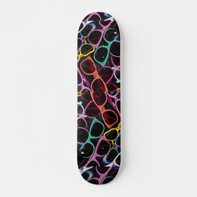 Skateboard Belles lunettes de soleil colorées (Devant)