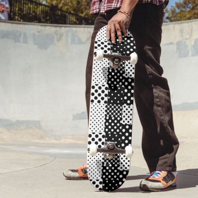 Skateboard Black White Fashion Polka Dots Style Design  (Créateur téléchargé)
