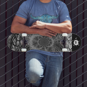 Skateboard Black White Spiral