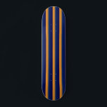 Skateboard Bleu et orange<br><div class="desc">Bande orange vif avec bande bleue.</div>