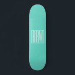 Skateboard Bold Modern | White on aqua<br><div class="desc">Classy,  bold et moderne.</div>