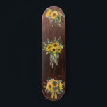 Skateboard Bouquet de fleurs de tournesol à l'aspect bois<br><div class="desc">Cette conception peut être personnalisée en choisissant l'option personnaliser pour ajouter du texte ou apporter d'autres modifications. Si ce produit a la possibilité de transférer la conception à un autre article, s'il vous plaît assurez-vous d'ajuster la conception pour s'adapter si nécessaire. Contactez-moi à colorflowcreations@gmail.com si vous souhaitez avoir cette conception...</div>