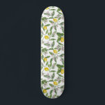 Skateboard Branches de citron aux fleurs et aux fruits<br><div class="desc">Motif d'aquarelle peinte à la main avec branches de citron aux fleurs et aux fruits</div>