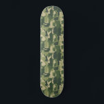 Skateboard Camouflage Chats Motif Armée Green Kitty Chats Cam<br><div class="desc">Amoureux des chats Skateboard. Motif camouflage vert avec chats et chatons mignons,  drôles et cool. Visitez le Doodle World de Jenn pour encore plus de produits avec ce design original de chats,  ainsi que plus de cadeaux thématiques pour animaux de compagnie.</div>