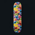 Skateboard Caractère de rue Sésame Face au Motif<br><div class="desc">Découvrez ce motif cool de tous vos personnages préférés de Sesame Street ! © 2021 Sesame Workshop. www.sesamestreet.org</div>