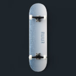 Skateboard Carte à roulettes bleu Parties scintillant avec no<br><div class="desc">Personnalisez facilement ce jeu de skateboard en faux parties scintillant rose personnalisé. Faites de ce skateboard votre propre en ajoutant votre texte. Pour accéder aux outils de montage avancés, allez à "Personnaliser ce modèle" et cliquez sur "Détails", faites défiler et appuyez sur le lien "cliquer pour customiser plus loin". Idéal...</div>