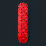 Skateboard Carte de routage atomique<br><div class="desc">Ce damier rouge atomique a tout le plaisir moderne du milieu du siècle de la cuisine de votre grand-mère, moins le linoléum collant. Le design kitschy est composé d'un arrière - plan rouge avec des pointes d'or et des starbursts placés aléatoirement en noir, et de tons rouge et rose foncé....</div>