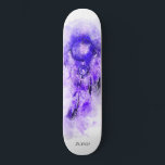 Skateboard *~* Catcher de rêve chamanique de la tribu des Boh<br><div class="desc">* Western BOHO American Watercolor Abstrait Dream Catcher Journey with nice Feathers as a Shamanic symbole for a Native American Spiritual Healer or BOHEMIAM design. * * *** Les couleurs sont principalement Amethyst PURPLE profond sur BLANC. Ce design ésotérique populaire boho créatif abstrait attrapeur de rêve moderne et de plumes...</div>