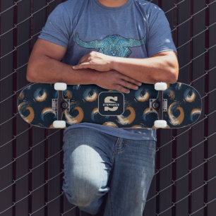 Skateboard Cercle bleu et Brown sur Arrière - plan foncé