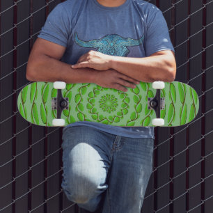 Skateboard Cercles de feuilles concentrées par Kenneth Yoncic