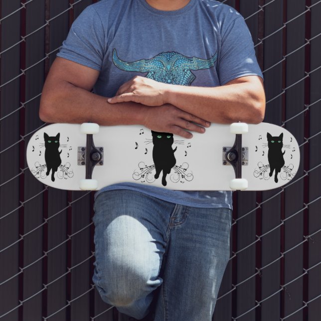 Skateboard Chat noir entouré de notes de musique murmurantes (Extérieur 3)