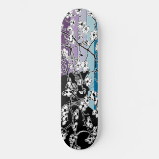 Skateboard Chat noir Fleur de cerisier Fruits pourpres