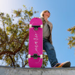 Skateboard Chaud Rose Blanc Élégant Signature Nom Courbé Enjo<br><div class="desc">Créez votre propre planche à roulettes de style élégant avec un script de calligraphie manuscrite enjolivée courbée moderne. Personnalisez la taille du style de script de calligraphie manuscrite enjolivée courbée selon les besoins pour s'adapter aux camions et aux roues. Si vous changez la couleur blanche de la police de script,...</div>