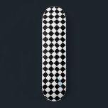 Skateboard Chauffeurs et chevalets et noms et textes en diama<br><div class="desc">Dégagez avec ce tableau d'impression en noir et blanc diamant.  Complétez votre nom ou votre texte dans vos choix de couleurs rouge,  bleu,  rose,  jaune et violet.</div>