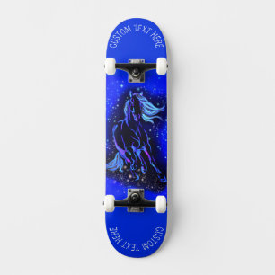 Skateboard Cheval Bleu Courant Dans Starry Texte De Nuit Skat