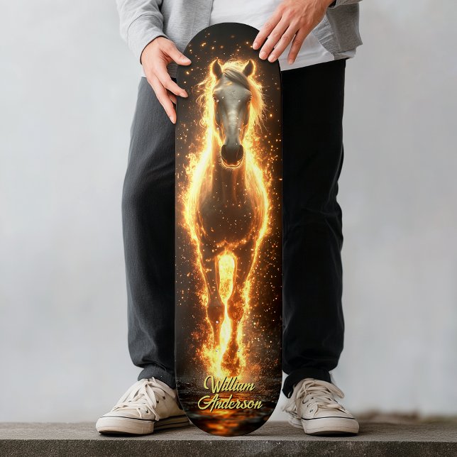 Skateboard Cheval Brûlant Lumineux (Fiery Glowing Horse Skateboard)