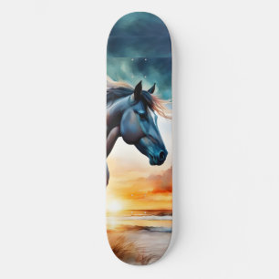Skateboard Cheval sauvage sur la dune de Grassy au coucher du